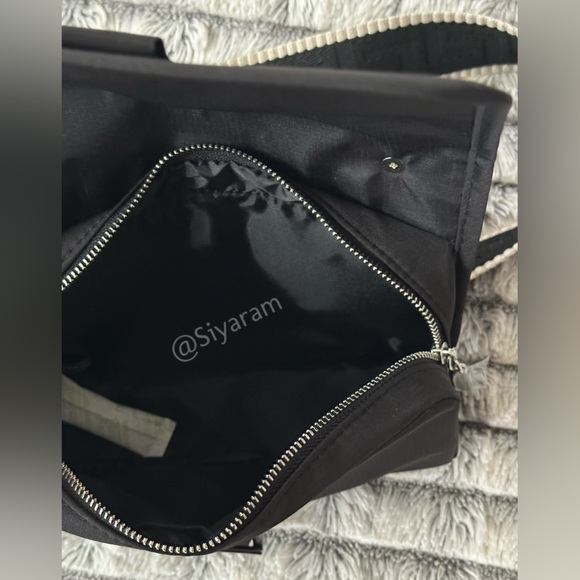 Givenchy crossbody bag - Picture 9 of 10